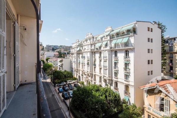 Appartement F3 à vendre  3 pièces - 104,53 m 2   NICE  - 06