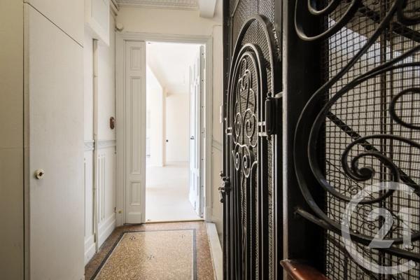 Appartement F3 à vendre  3 pièces - 104,53 m 2   NICE  - 06