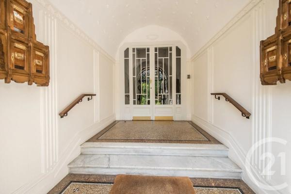 Appartement F3 à vendre  3 pièces - 104,53 m 2   NICE  - 06