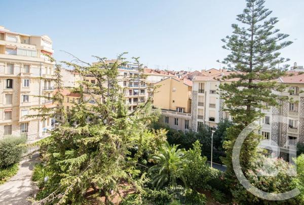 Appartement F3 à vendre  3 pièces - 104,53 m 2   NICE  - 06