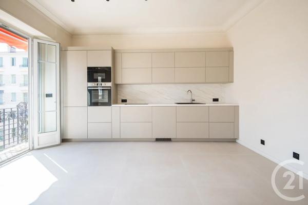 Appartement F3 à vendre  3 pièces - 104,53 m 2   NICE  - 06