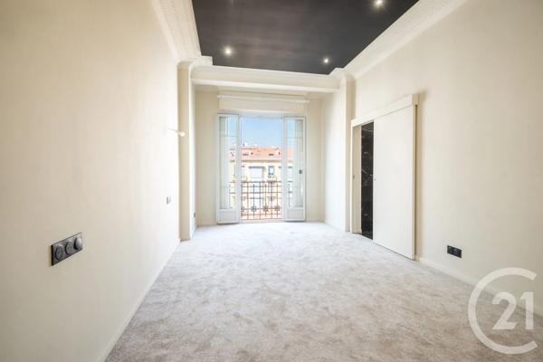 Appartement F3 à vendre  3 pièces - 104,53 m 2   NICE  - 06