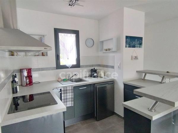 Bel appartement T2 moderne de 51 m2 à FOLELLI