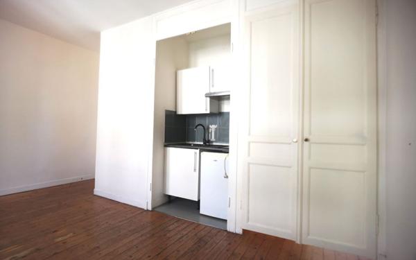 Appartement à louer    1 pièce • 26,68 m2 Lille