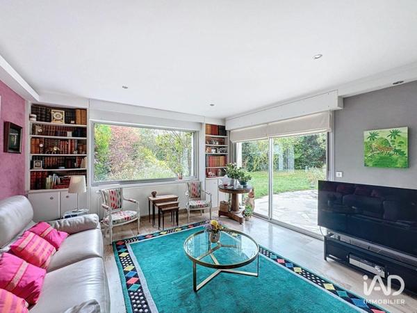 Boutique/Local commercial à vendre 555 m² Tinqueux