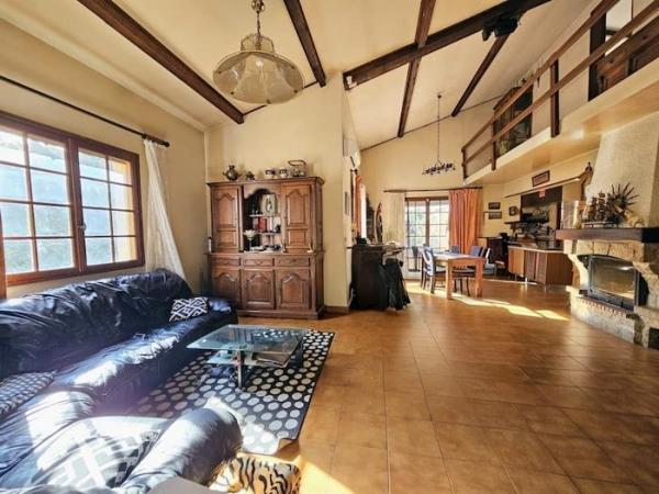 Maison villa Le Crès 174 m²