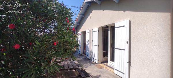 LANTON - maison 3 chambres avec garage et annexes