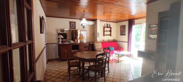 LANTON - maison 3 chambres avec garage et annexes