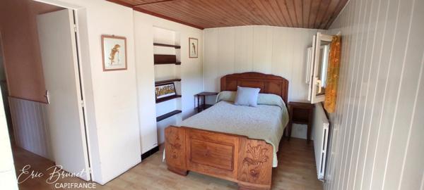 LANTON - maison 3 chambres avec garage et annexes