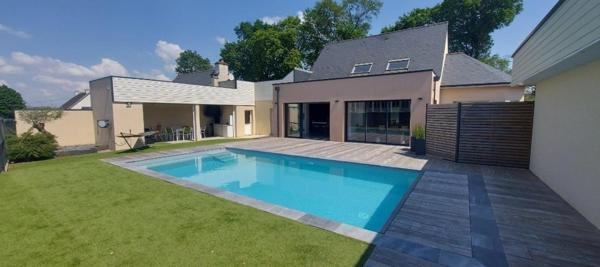 Centre Ville, commerces à pieds, 4 chambres, Terrain 600 m²