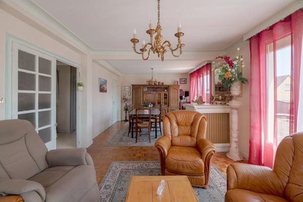 Maison Chavagne T6 5 CHAMBRES JARDIN CLOS -GARAGE