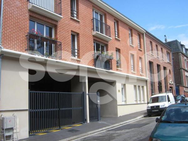 Location 4 Pieces 74 80000 Amiens 25 1088 02 0023