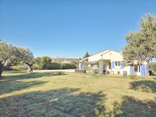 Beaucaire (30300) Maison de plain-pied avec grand espace vert