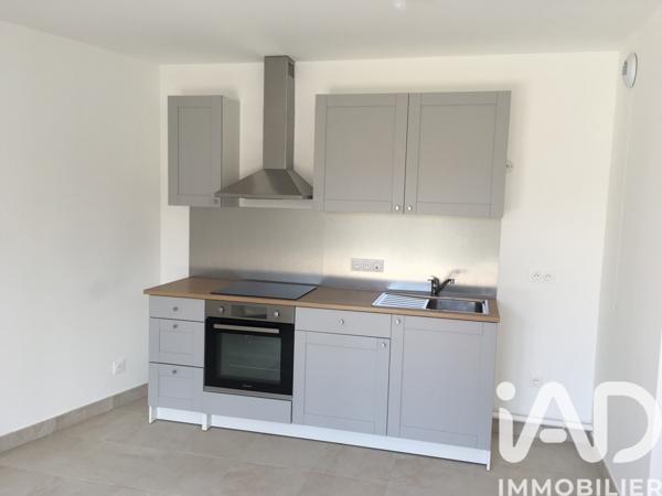 Location appartement 2 pièces 45 m² Melun