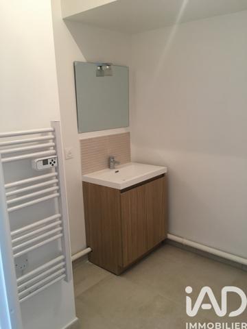 Location appartement 2 pièces 45 m² Melun