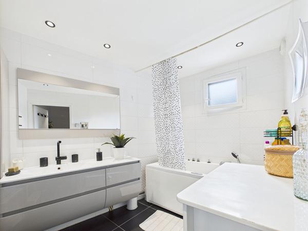 Appartement 3 pièce(s) 70.66 m2