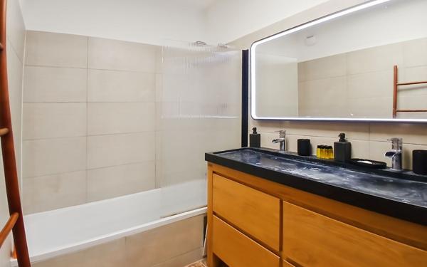 Appartement à vendre    2 pièces • 55,01 m2 Nice