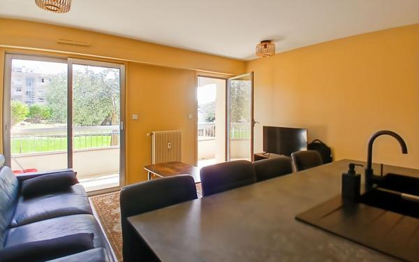 Appartement à vendre    2 pièces • 55,01 m2 Nice