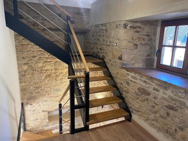 Deux propriétés de 14 pièces refait à neuf