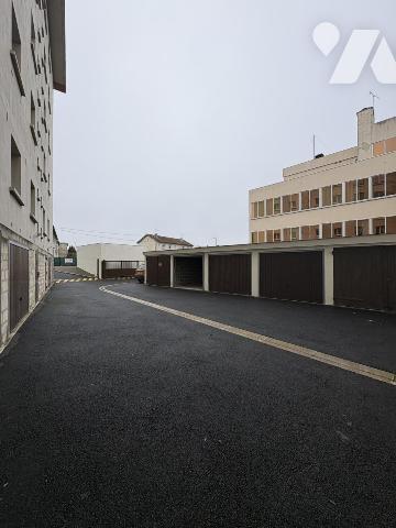 Garage sécurisé bd brossolette (centre ville LAON 02000)