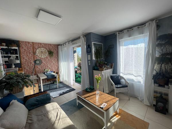 Appartement à vendre à Arradon - Rez de chaussée -balcon- proche mer - 46 m²