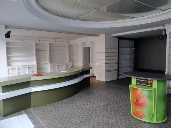 Location Local commercial 4 pièces à Carmaux