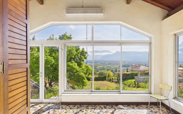 Maison à vendre    4 pièces • 114 m2 Tullins