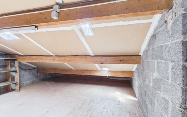 Maison à vendre    4 pièces • 114 m2 Tullins