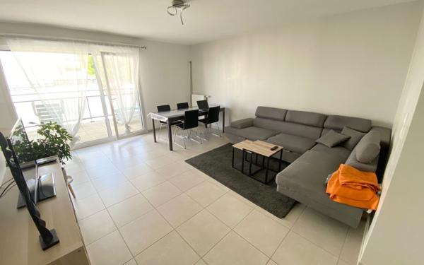 Appartement à louer    3 pièces • 63 m2 Saint-Julien-en-Genevois