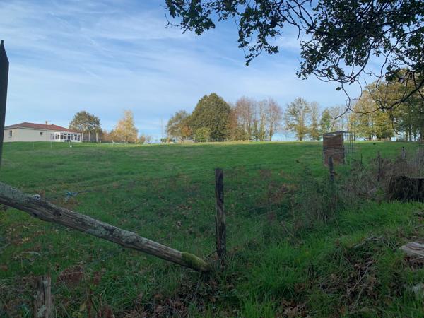 Terrain à vendre à Oradour-sur-Vayres (87150) - Haute-Vienne