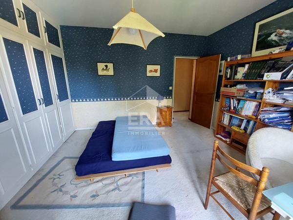 Biganos: Maison familiale 250 m² sur parcelle d'environ 1900 m²