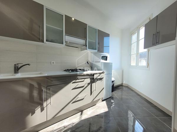 PAU CENTRE - T2 meublé de 47 m²