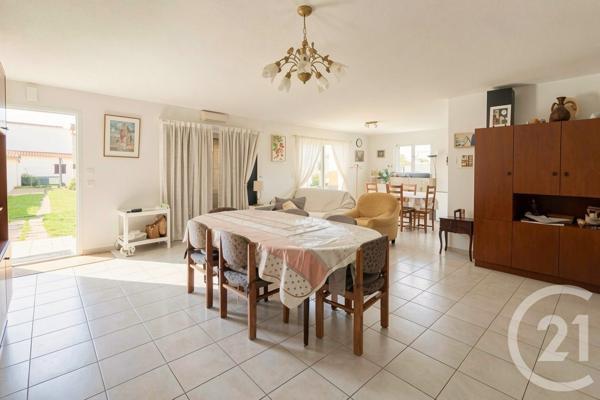Maison à vendre  3 pièces - 102,31 m 2   BEGLES  - 33
