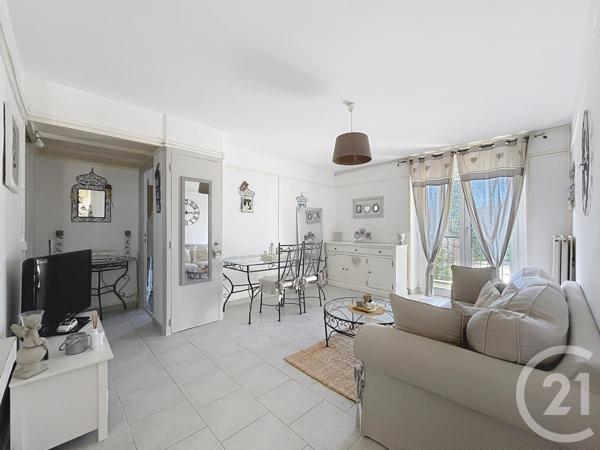 Appartement F2 à vendre  2 pièces - 48 m2 COMPIEGNE - 60