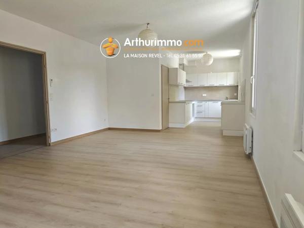Location                                                      Appartement
                        
                     4 pièces                      89 m2                     à Sorèze