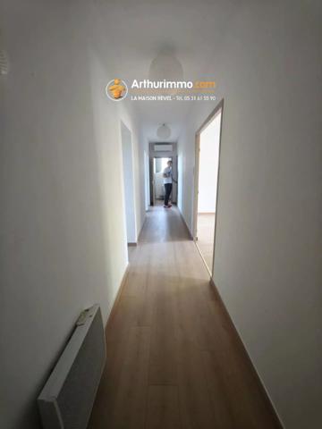 Location                                                      Appartement
                        
                     4 pièces                      89 m2                     à Sorèze