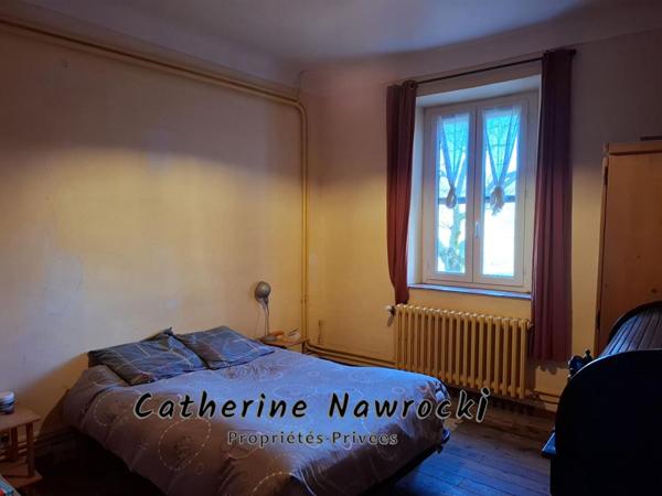 PAYS DE FORCALQUIER MAISON 5  PIECES 150 M² AVEC DEPENDANCE  ET JARDIN 250 M²