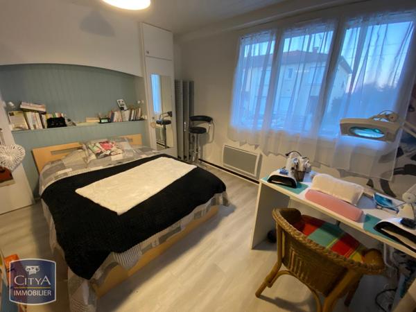 Appartement à louer 2 pièces 48.35m² Albi (81000)