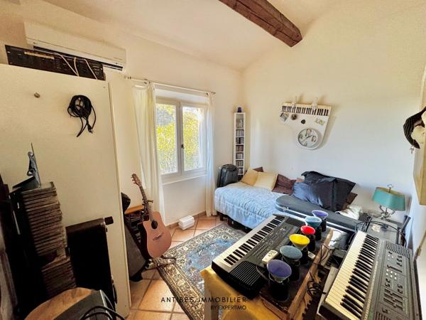 La Garde-Freinet (83680) Maison Piscine Terrain de 4800 m2 La Garde Freinet