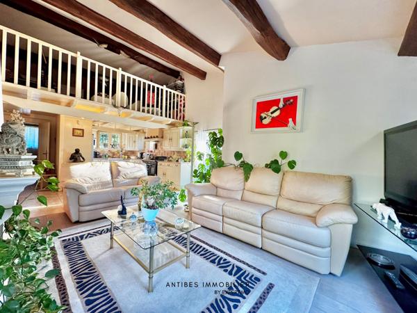 La Garde-Freinet (83680) Maison Piscine Terrain de 4800 m2 La Garde Freinet