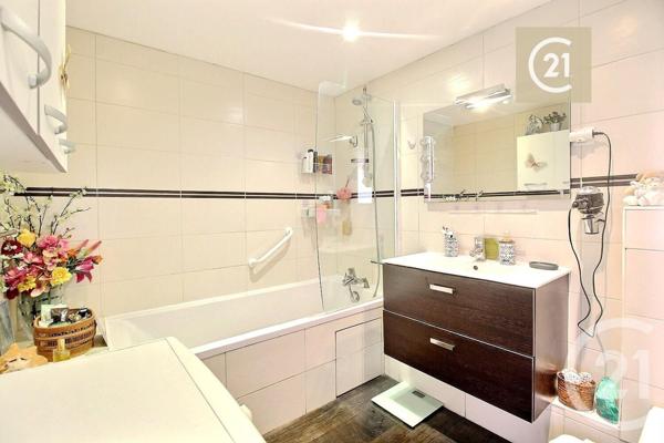 Appartement F2 à vendre  2 pièces - 55,34 m2 LIVRY GARGAN - 93