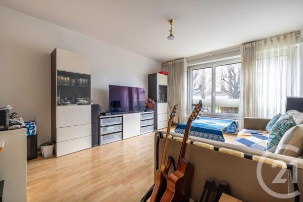 Appartement F3 à vendre  3 pièces - 66,60 m2 CHEVILLY LARUE - 94