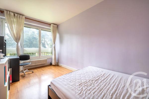 Appartement F3 à vendre  3 pièces - 66,60 m2 CHEVILLY LARUE - 94