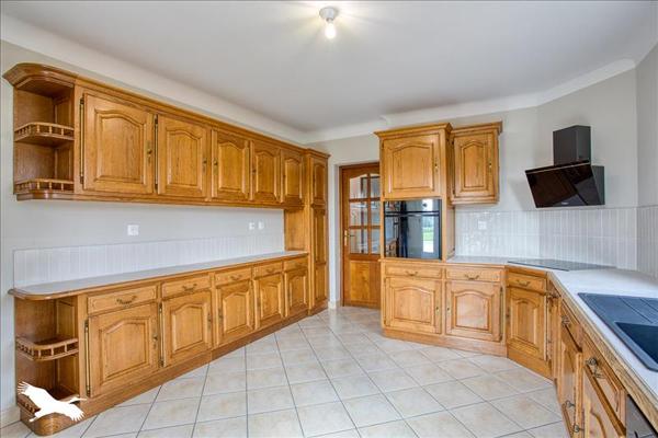 Maison à vendre |  Saint-Astier |  7 pièces | 181 m²