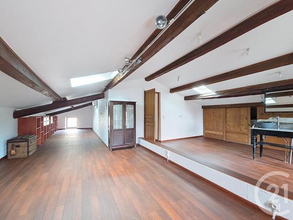 Maison à vendre  7 pièces - 217,30 m2 MOZAC - 63