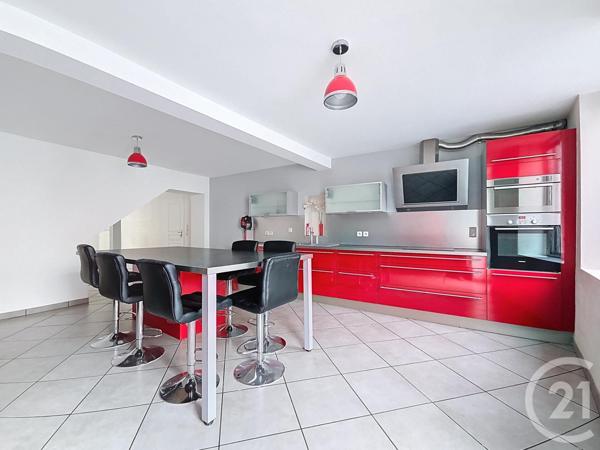 Maison à vendre  7 pièces - 217,30 m2 MOZAC - 63