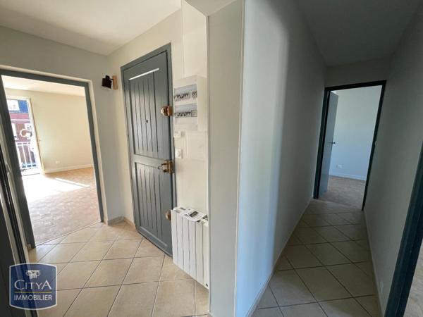 Appartement à louer 4 pièces 74.38m²