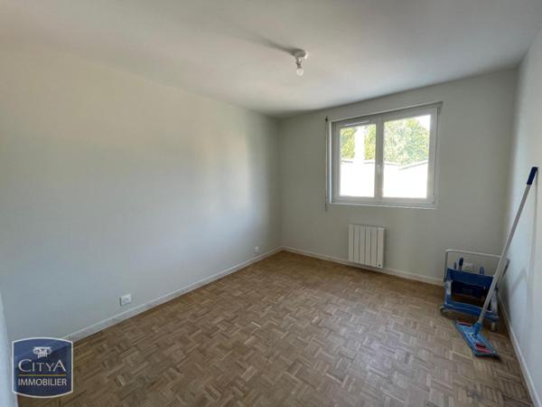 Appartement à louer 4 pièces 74.38m²