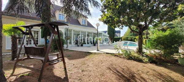 Maison de caractère - 7 pièces - Piscine