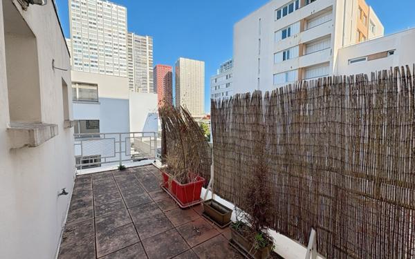 Appartement à louer    3 pièces • 51,07 m2 Paris 15